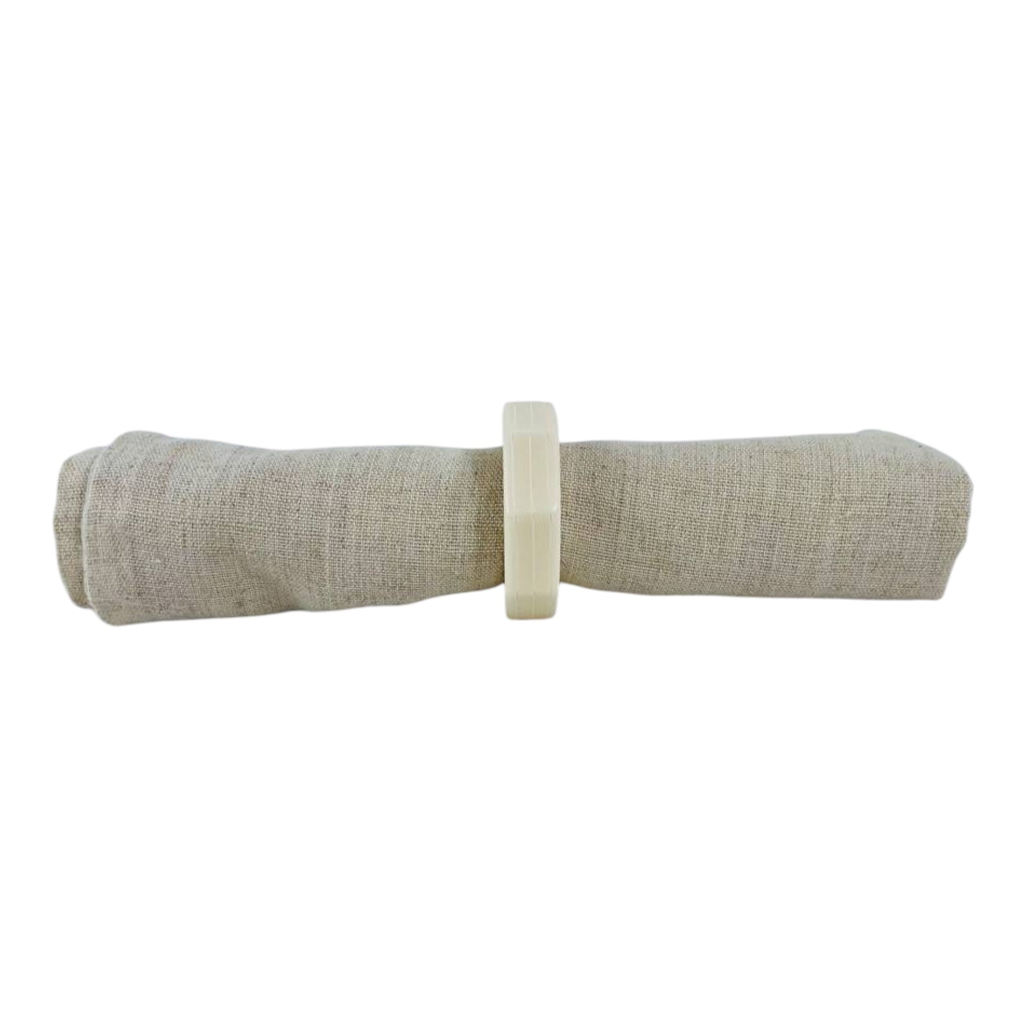 WHITE RESIN NAPKIN RING set 4