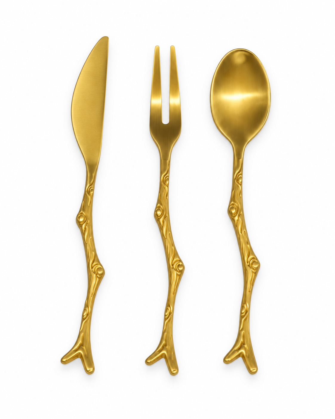 Set de Tres Cucharilla, Tenedor y Cuchillo Dorados