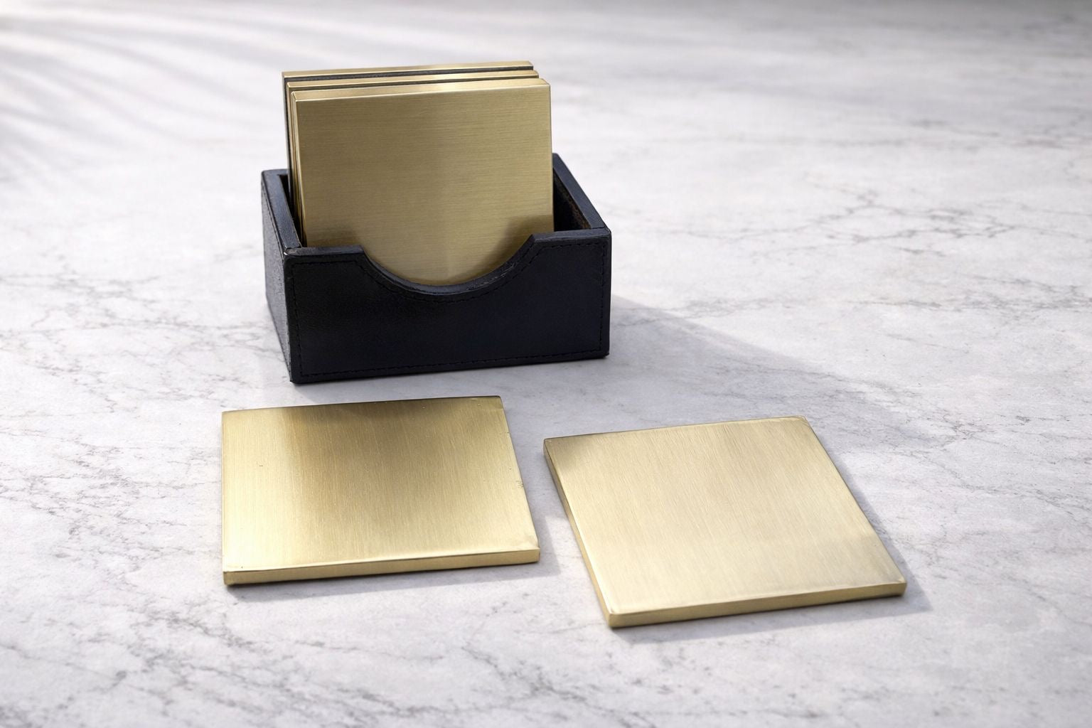 Set de Posavados Metálicos con Base Organizadora