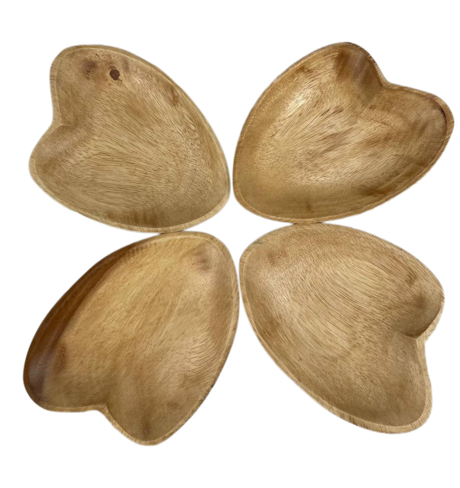 SET 4 ACACIA WOOD HEART TRAYS