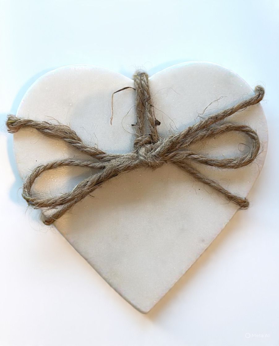 Hogar - Marble Heart Cup Holder Set of 4