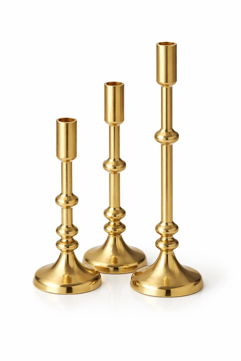 Set de Candelabros Dorados Elegantes- Diseño Clásico Moderno (3 Piezas)