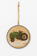 Adorno Navideño de Madera con Tractor Verde | Rustic Christmas Tractor Ornament