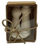 Ángel de Cerámica Blanca en Caja Kraft